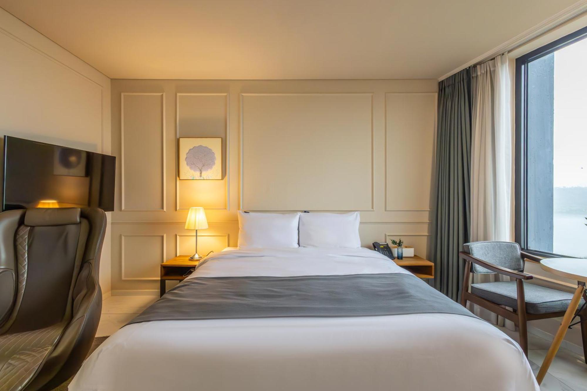 Jk Blossom Hotel