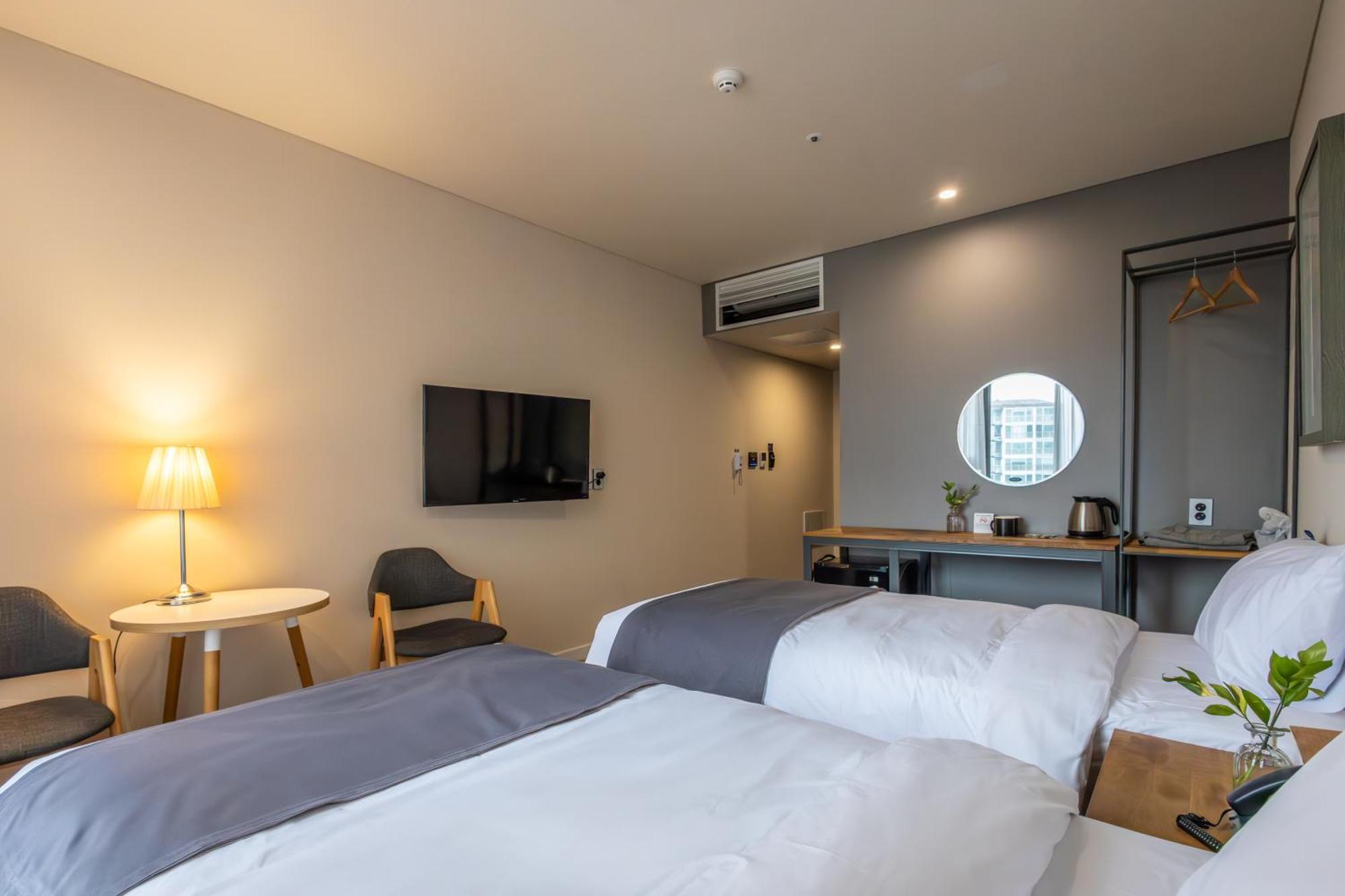 Jk Blossom Hotel 4*